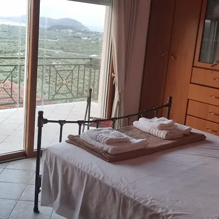 Tragana Villa *