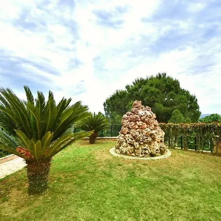 Tragana Villa *